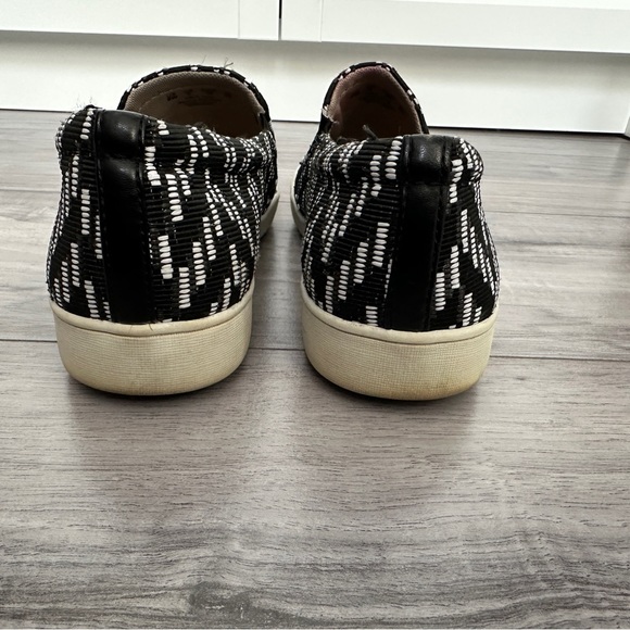 Naturalizer "Marianne" black white chevron weave slip on fabric sneakers 8 - Picture 4 of 10